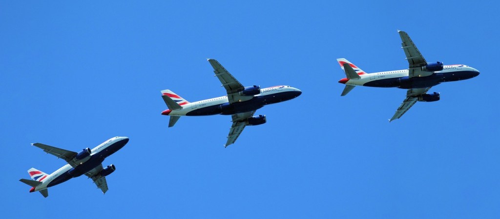 Three British Airways planes flying close together